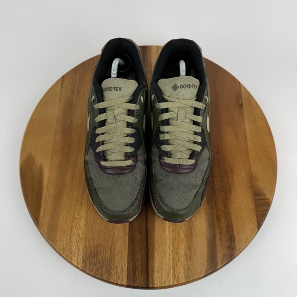 Mens Nike Air Max 90 GORE-TEX Medium Olive Comfort Sneakers Shoes Size 10 M GUC - Picture 4 of 8